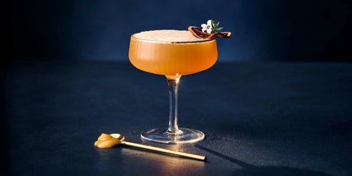 Enhance Your Flavor Experience with Our Mānuka Honey Lemon Mocktail (or Cocktail)